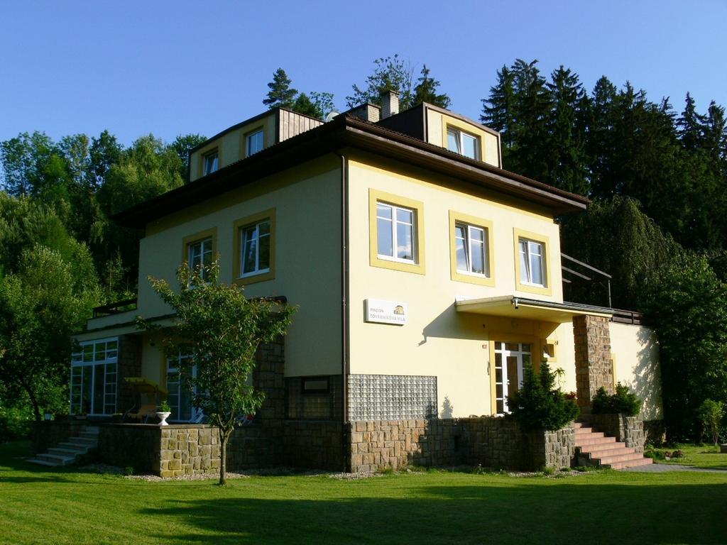 Penzion Tovarnikova Vila Hotel Skuhrov nad Belou Exterior foto